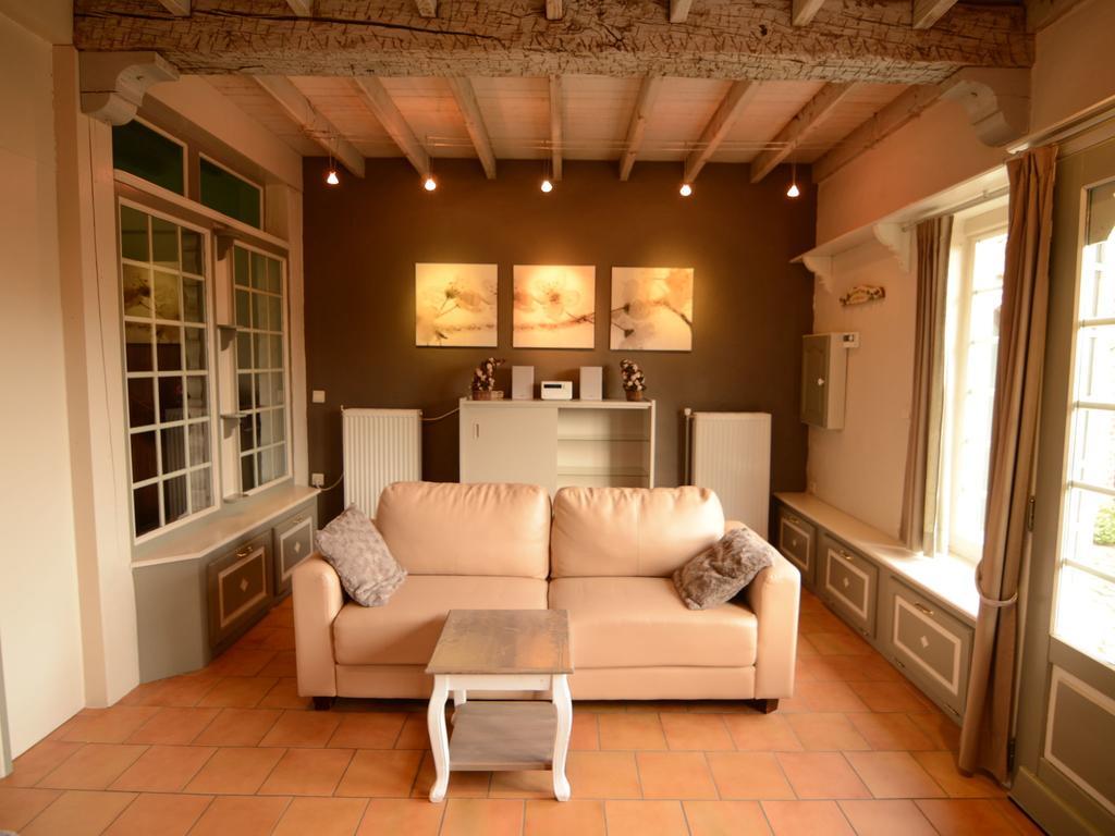 Charming Holiday Home In Zele Near The Forest Екстериор снимка
