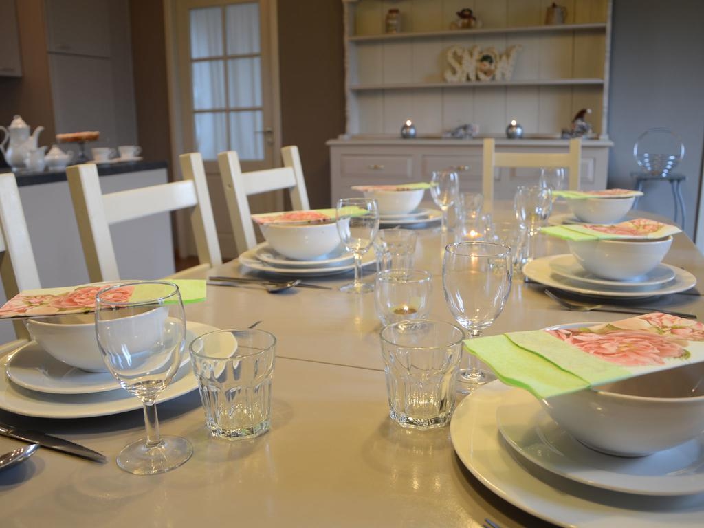 Charming Holiday Home In Zele Near The Forest Екстериор снимка